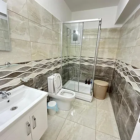 Deniz Manzarali Rezidans Apartamento *